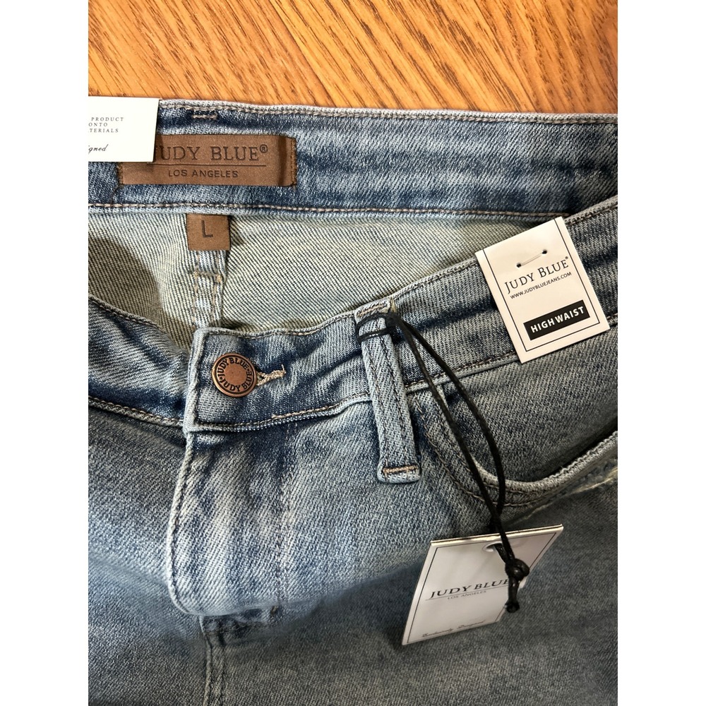 Judy Blue High Waist Denim Shorts Frayed Hem Light Wash Size L, New - Picture 2 of 4